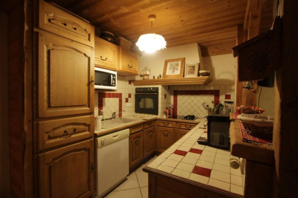 Appartement Cozy Dans Chalet 6 Pers Voiture 4 Roues Motrice A Dispo La Clusaz Eksteriør bilde